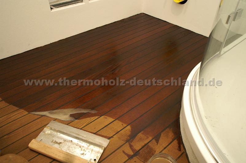 Badboden Marina Thermoesche (7).JPG - Badboden (Duschboden) Marina Thermoesche, mit sichtbarer Gummifunge durchgehend auf Estrich